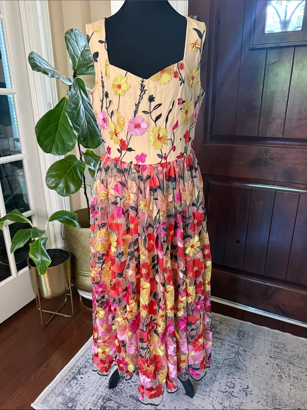 JessaKae English Garden Dress, Floral, Embroidered , Sleeveless, Maxi Dress Sz M
